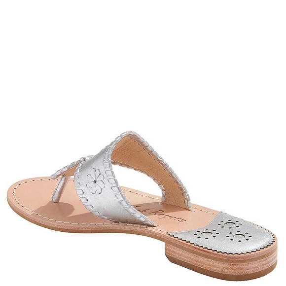 🔖 Jacks Metallic Leather Flat Thong Sandals Silver - Picture 3 of 5